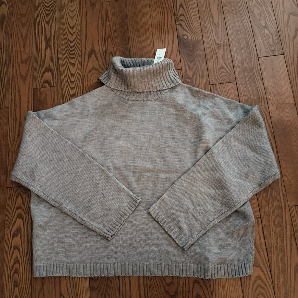Brand new bluenotes Gray Turtleneck Sweater